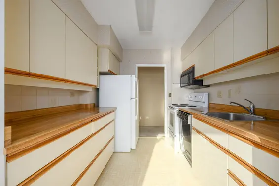 203 1730 Duchess Avenue, West Vancouver For Sale - image 14