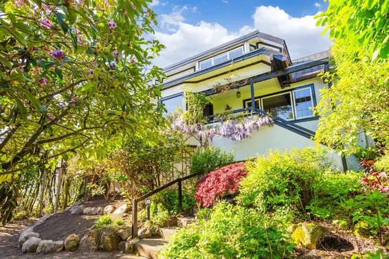 2667 Lawson Avenue, West Vancouver