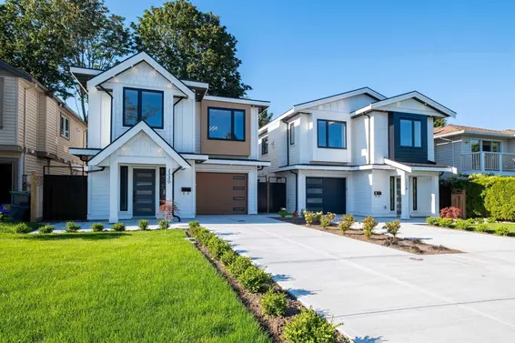 1330 West 15th Street, North Vancouver