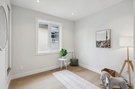 1330 West 15th Street, North Vancouver For Sale - image 11