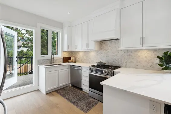 1330 West 15th Street, North Vancouver For Sale - image 7