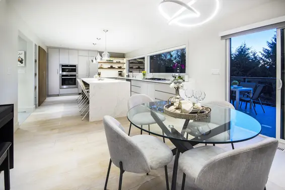 130 Oceanview Place, Lions Bay For Sale - image 10