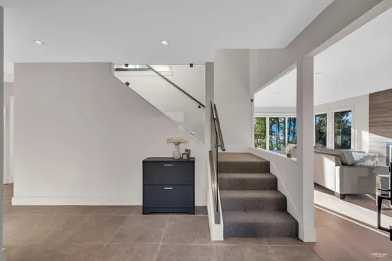 130 Oceanview Place, Lions Bay For Sale - image 18