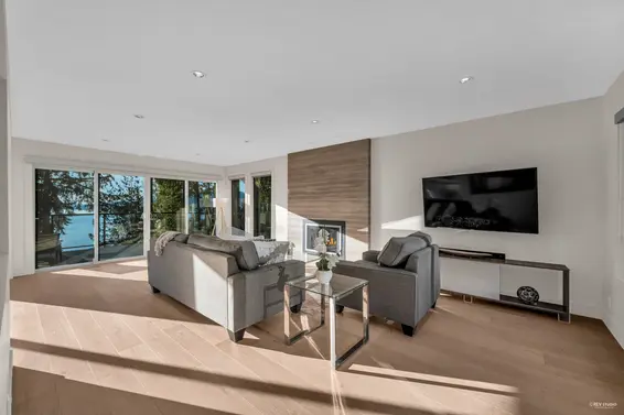130 Oceanview Place, Lions Bay For Sale - image 3