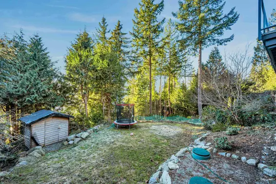 130 Oceanview Place, Lions Bay For Sale - image 32
