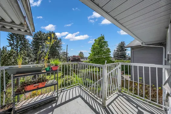 215 West 28th Street, North Vancouver For Sale - image 15