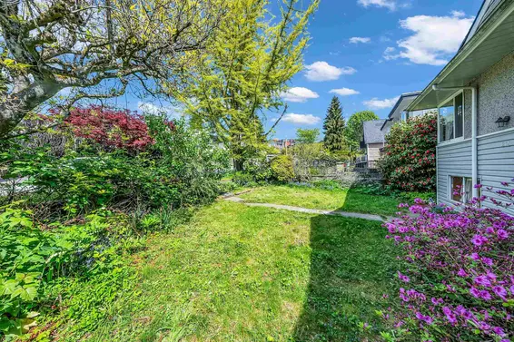 215 West 28th Street, North Vancouver For Sale - image 33