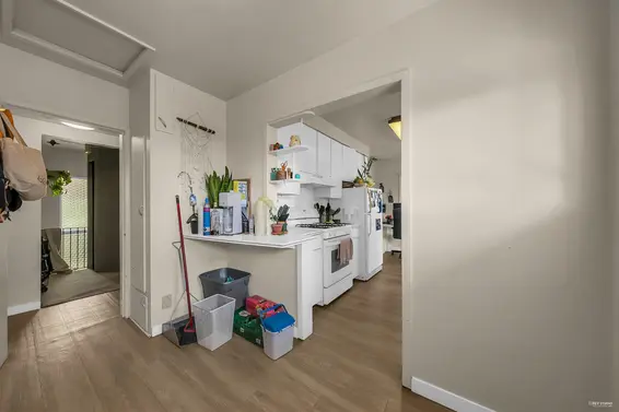 215 West 28th Street, North Vancouver For Sale - image 4