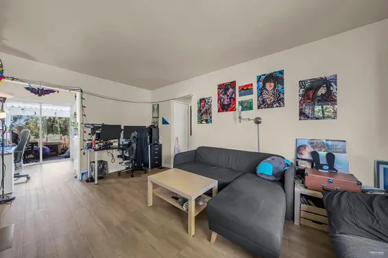 215 West 28th Street, North Vancouver For Sale - image 8