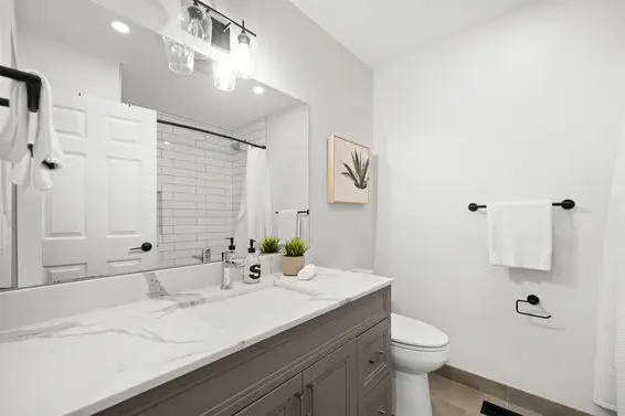 4593 Cliffmont Road, North Vancouver For Sale - image 18