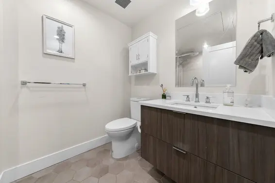 302 1496 Charlotte Road, North Vancouver For Sale - image 10
