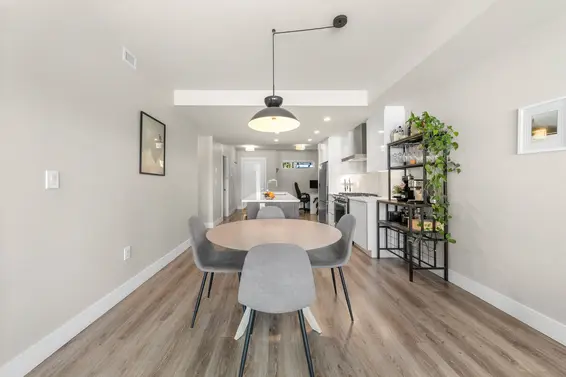 302 1496 Charlotte Road, North Vancouver For Sale - image 17