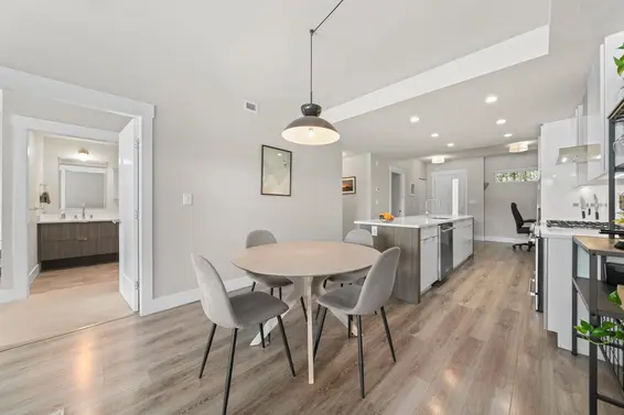 302 1496 Charlotte Road, North Vancouver For Sale - image 19