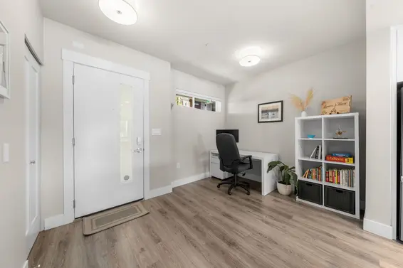 302 1496 Charlotte Road, North Vancouver For Sale - image 2