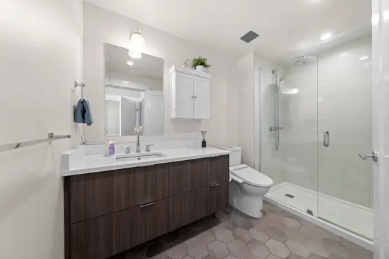 302 1496 Charlotte Road, North Vancouver For Sale - image 25