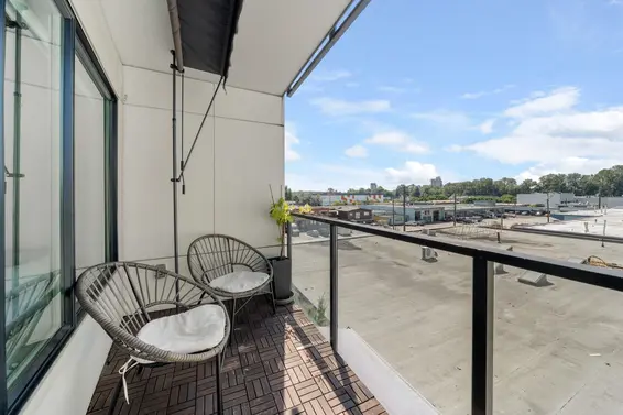 302 1496 Charlotte Road, North Vancouver For Sale - image 28