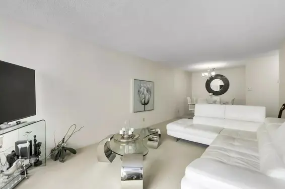 1304 2020 Fullerton Avenue, North Vancouver For Sale - image 2