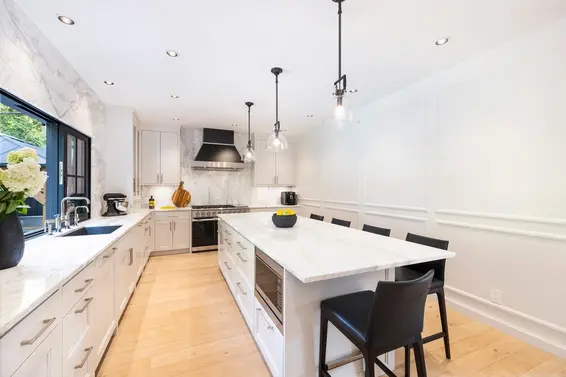1018 West 19th Street, North Vancouver For Sale - image 11