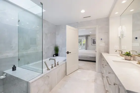 1018 West 19th Street, North Vancouver For Sale - image 19