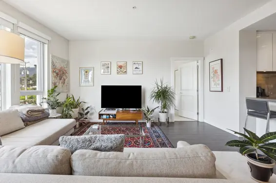 209 277 West 1st St Street, North Vancouver For Sale - image 4