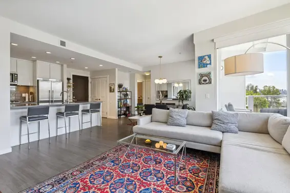 209 277 West 1st St Street, North Vancouver For Sale - image 6