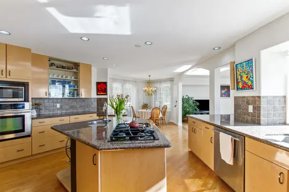 3866 Michener Way, North Vancouver For Sale - image 14