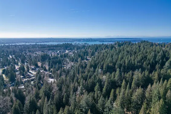 3866 Michener Way, North Vancouver For Sale - image 3