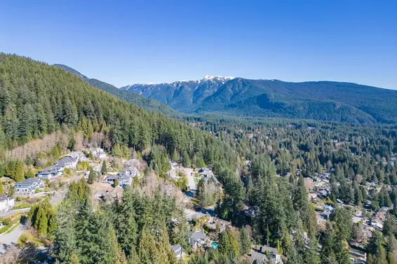 3866 Michener Way, North Vancouver For Sale - image 35