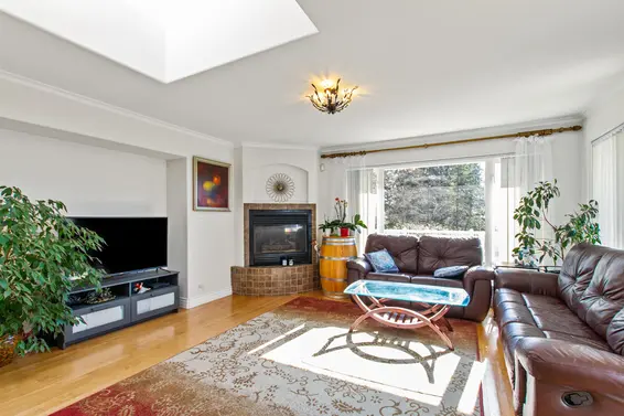 3866 Michener Way, North Vancouver For Sale - image 9