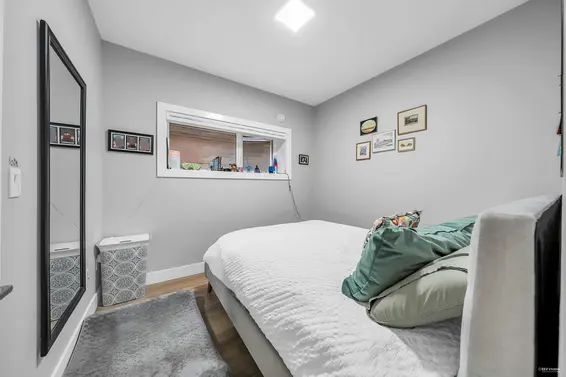 1033 Prospect Avenue, North Vancouver For Sale - image 20