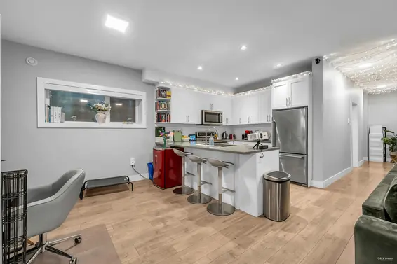 1033 Prospect Avenue, North Vancouver For Sale - image 22