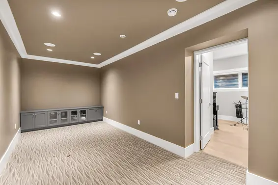 1033 Prospect Avenue, North Vancouver For Sale - image 38