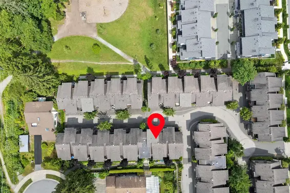 10 897 Premier Street, North Vancouver For Sale - image 25