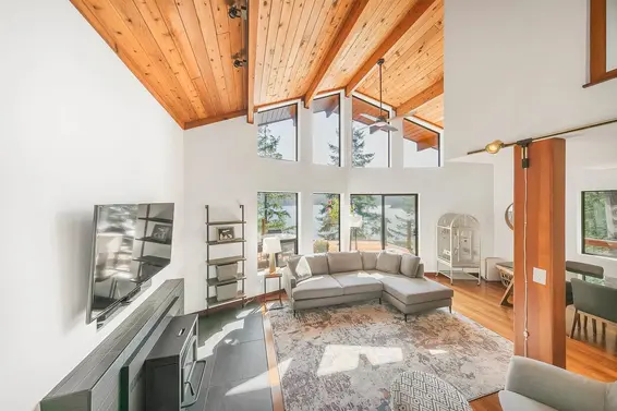 305 Sasamat Lane, North Vancouver For Sale - image 9
