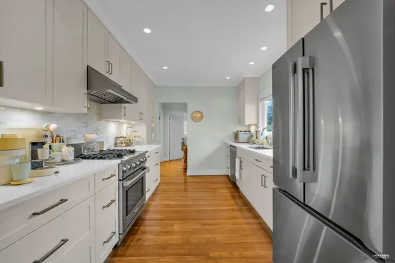 1220 Braeside Street, West Vancouver For Sale - image 10