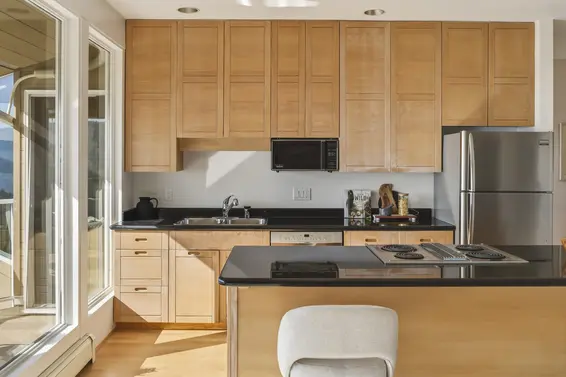 5447 Monte Bre Place, West Vancouver For Sale - image 11