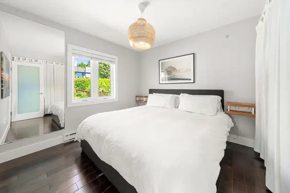 803 Calverhall Street, North Vancouver For Sale - image 12