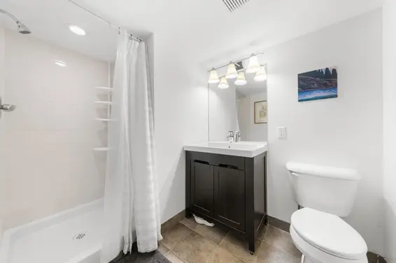 803 Calverhall Street, North Vancouver For Sale - image 18