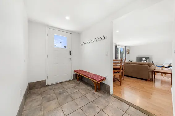 803 Calverhall Street, North Vancouver For Sale - image 19