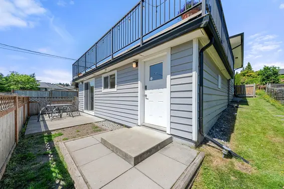803 Calverhall Street, North Vancouver For Sale - image 31