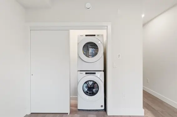 2 115 West Queens Road, North Vancouver For Sale - image 21