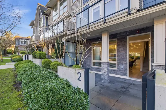 2 115 West Queens Road, North Vancouver For Sale - image 22