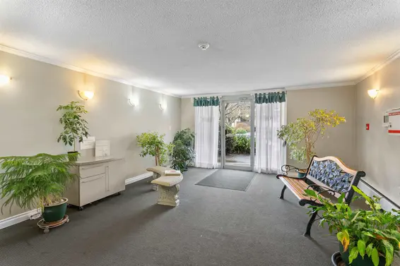 201 308 West 2nd Street, North Vancouver For Sale - image 2