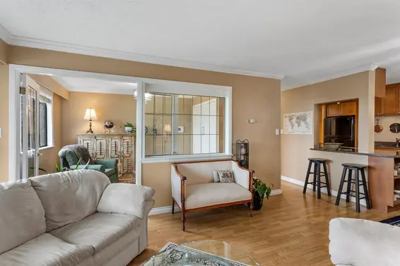 201 308 West 2nd Street, North Vancouver For Sale - image 5