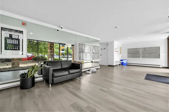 310 360 East 2nd Street, North Vancouver For Sale - image 5