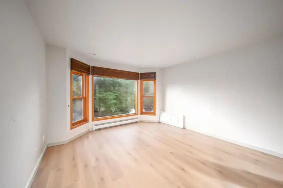 992 3rd Street, West Vancouver For Sale - image 31