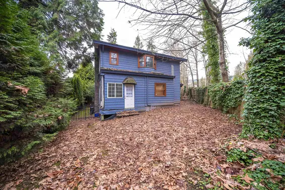 992 3rd Street, West Vancouver For Sale - image 35