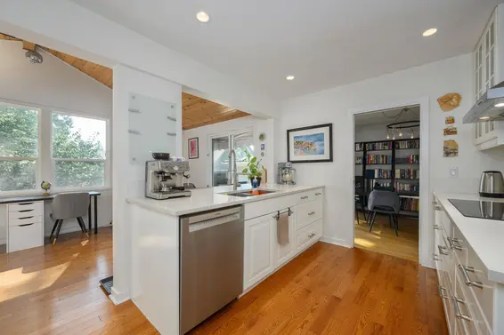 3342 Fromme Road, North Vancouver For Sale - image 4