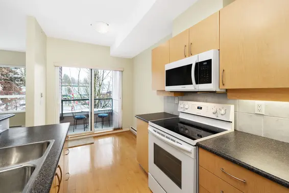 205 3151 Connaught Crescent, North Vancouver For Sale - image 12