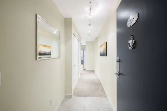 205 3151 Connaught Crescent, North Vancouver For Sale - image 3